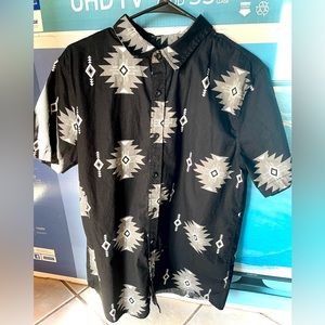 Pacsun kachina print black short sleeve button up